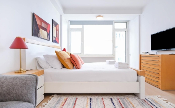 Herbert Samuel 3 rooms 86m2 Terrace 10m2 LIft Gym Doorman For sale in Tel Aviv