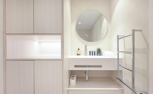 Herbert Samuel 3 rooms 86m2 Terrace 10m2 LIft Gym Doorman For sale in Tel Aviv