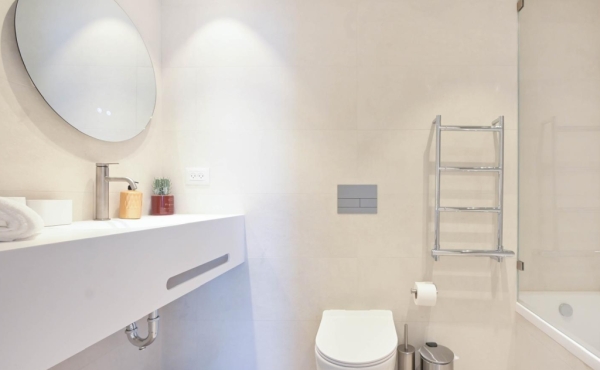 Herbert Samuel 3 rooms 86m2 Terrace 10m2 LIft Gym Doorman For sale in Tel Aviv
