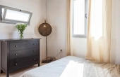 Prime Location 2-Room Apartment Close to the Beach For Sale