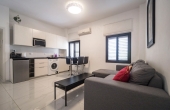 Frishman beach Mapu st. 2-Room Apartment For Sale in Tel Aviv