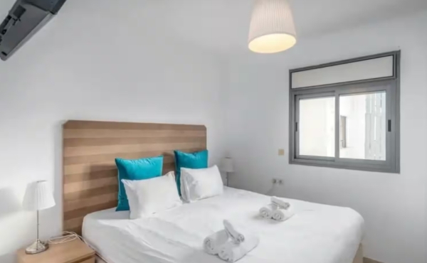 Kerem Hatemanim 4 rooms 70m2 Terrace Lift Parking Apartment for rent in Tel Aviv
