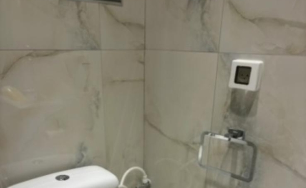Kerem Hatemanim 4 rooms 70m2 Terrace Lift Parking Apartment for rent in Tel Aviv