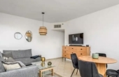Kerem Hatemanim 4 rooms 70m2 Terrace Lift Parking Apartment for rent in Tel Aviv