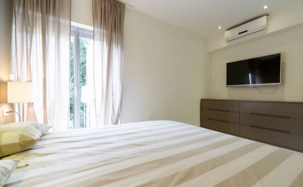 Bazel area 3 room 85 sqm Lift Apartment renovated to buy in Telaviv