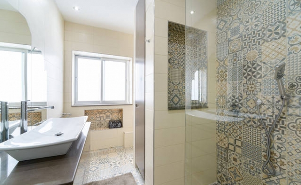 Bazel area 3 room 85 sqm Lift Apartment renovated to buy in Telaviv